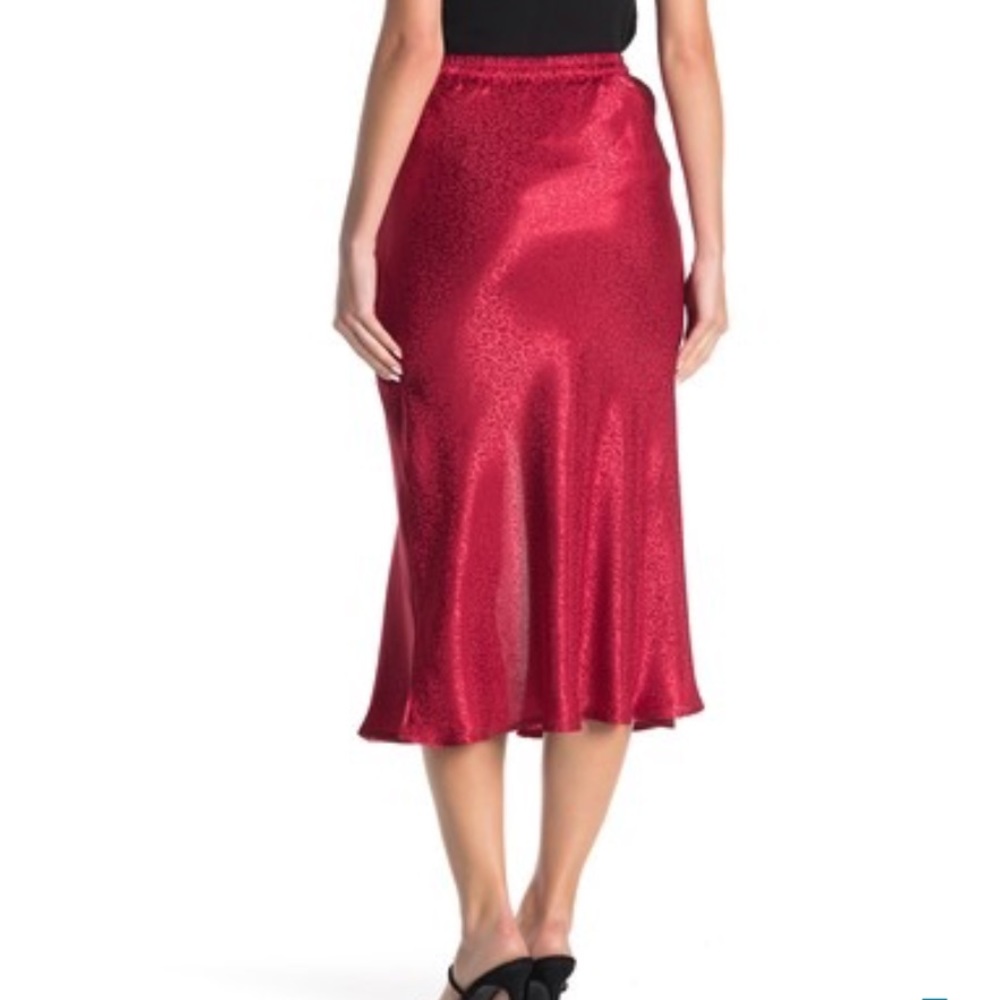 Silk burgundy skirt